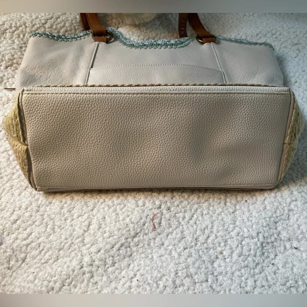 The Sak Vintage Cream and Tan Tote with Brown Handles and Tassels - Picture 6 of 16